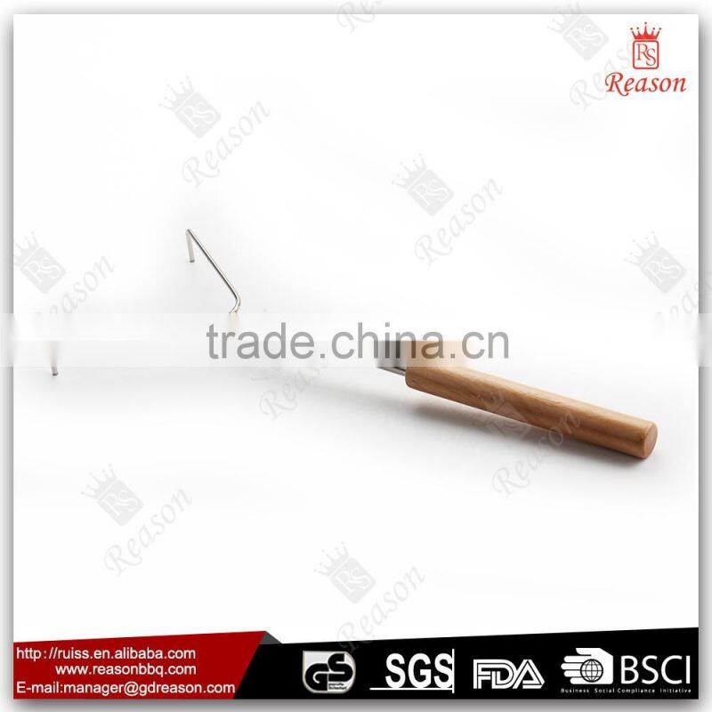 Unique personalized telescopic roasting bbq fork with soft handle