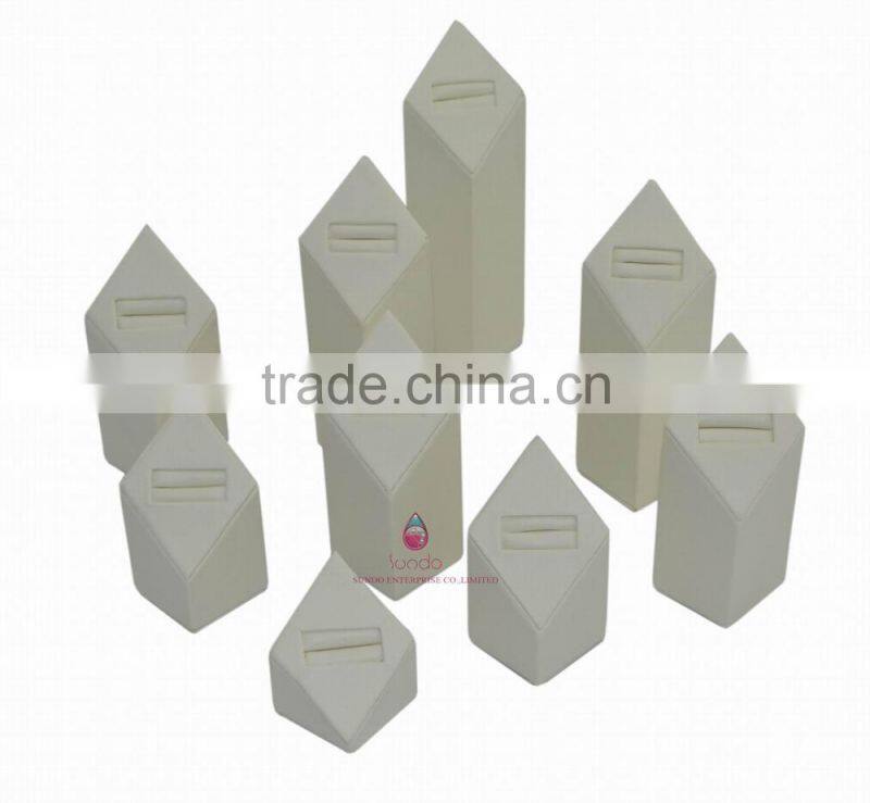 Customized white leather jewelry tray for ring prismatic shape