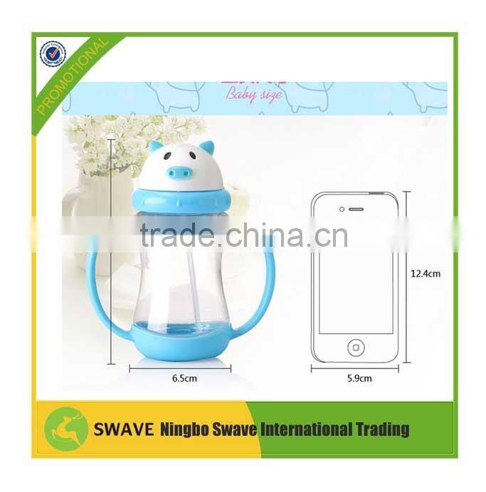 2016 hot sell baby drinking plastic cups 180cc baby bottle straw with handle P76750