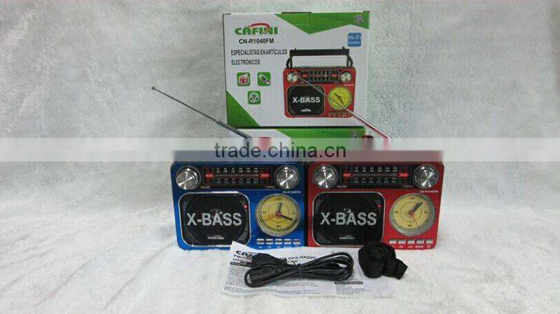 2014 China hot sell factory portable speaker am fm pocket radio with alarm clock