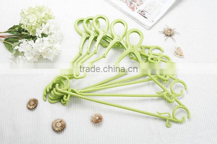 Multifunctional Anti-slip Plastic hanger for Clothes