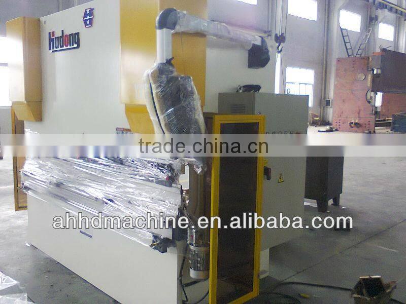 Electrical-hydraulic synchronous press brake