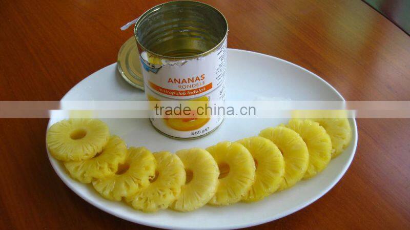 Pineapple Queen Victoria rings
