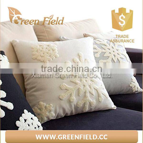 Christmas gift snowflake patern Felt Throw Pillow grey