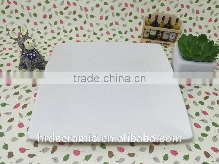 Stocked ceramic porcelain plate wholesale serving dishes for daily used
