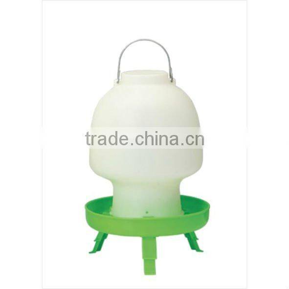119 7L High Quality Plastic Straight Type For Chicken Feeder Poultry Drinkers