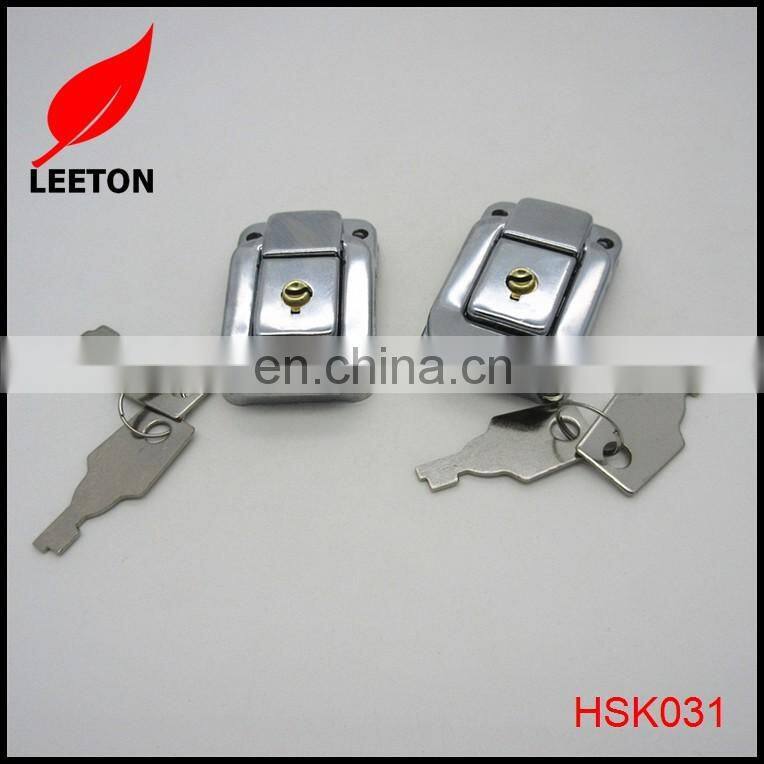 Metal box latch for suitcase