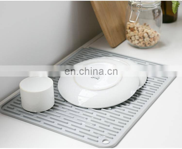 China factory wholesale kitchen placemat Insulation table dinner mat dish drying pvc table mat
