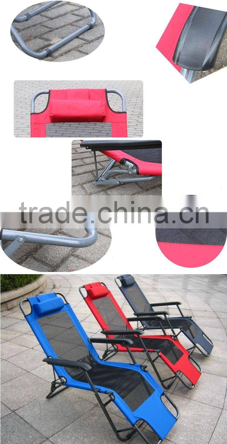 Cheap Metal Folding Beach Chaise Lounge Chair With Pillow Outdoor Wholesale Lounge Furniture