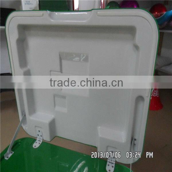 Plastic acrylic tissue box