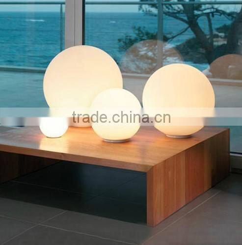 Decorative Hand Knitting Cover Glass Bedside Table Lamp with White Glass lamp Shade