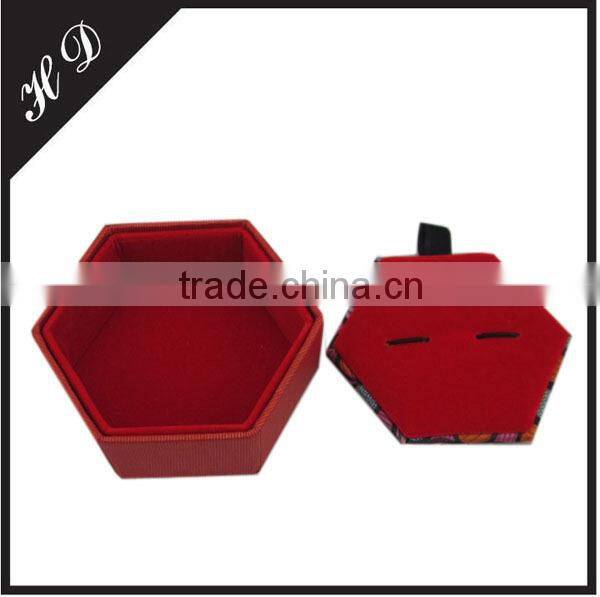 wholesale promotional cheap small individual fancy travel cufflink gift box