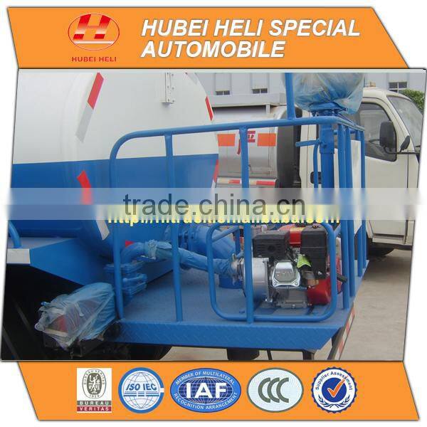 FOTON FORLAND 4x2 LHD/RHD 4000L fecal suction truck 98hp cheap price
