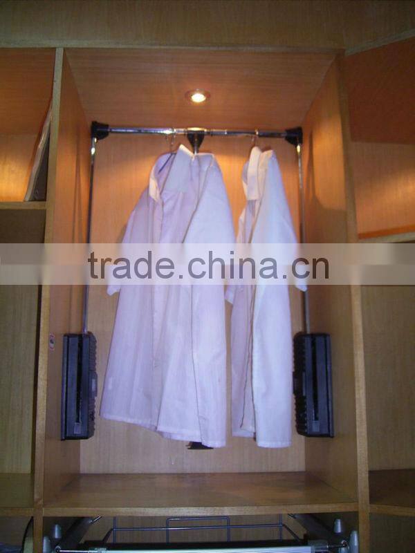 Epoxy Aluminium/Chrome Plated Clothes Rack