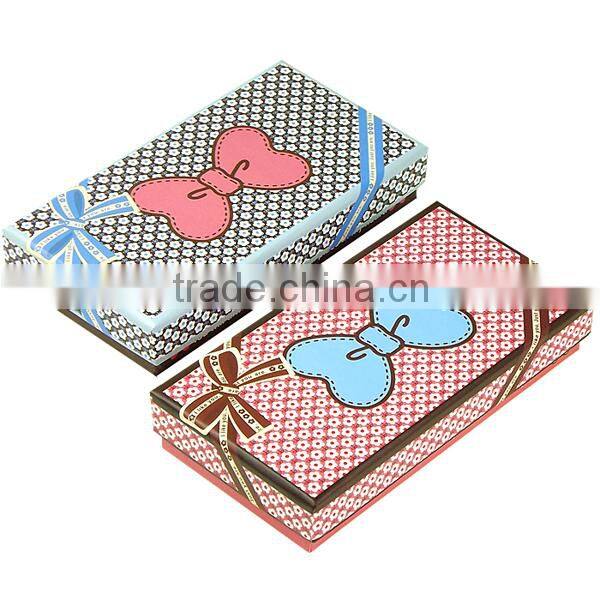 Watch and Scarf Paper Gift Box ribbon