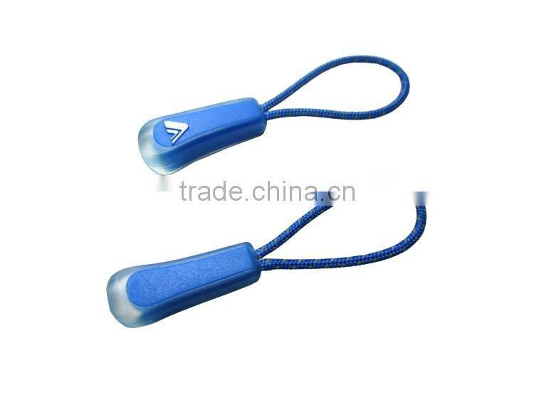 Multiple color custom plastic zipper puller for outdoor garment