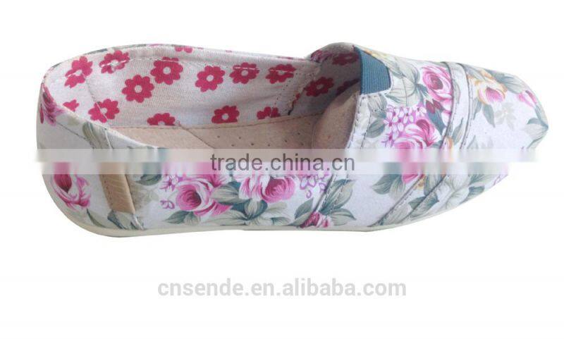 china cheap lady canvas casual shoes