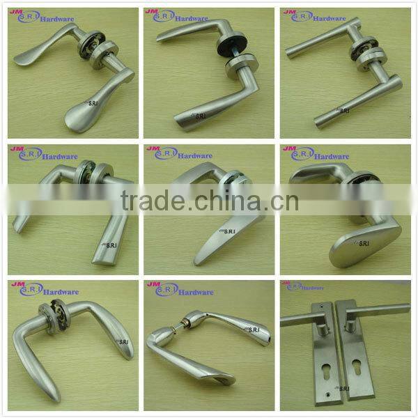 Unique shape 129 mm rubber rose change door handle