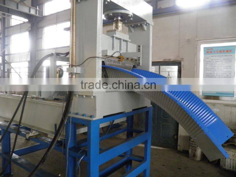 Automatic bolt joint roll forming machine