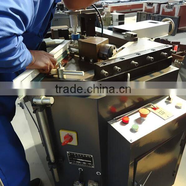 China OEM Hydraulic Aluminum Window and Door Corner Crimping Machine for Sale