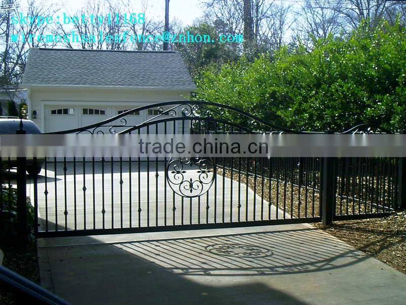 Retractable main fence wrought iron gate designs