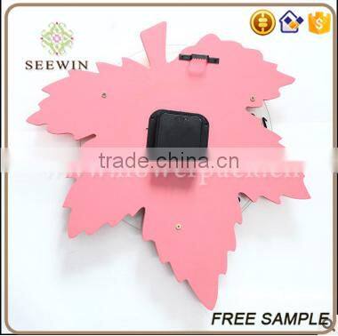 fashionable mute hanging wall quartz watch