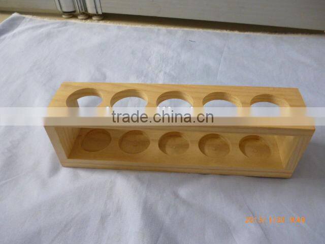 Wooden shelf for spices