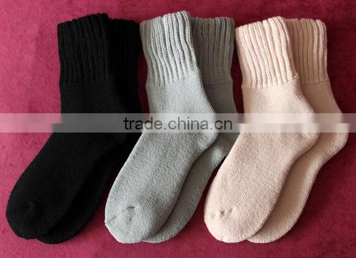 China Manufacturer Winter Warm Terry Cotton Socks