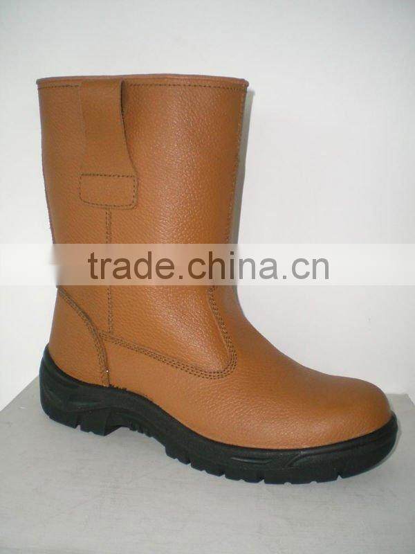 PU injected high-leg safety boot rigger