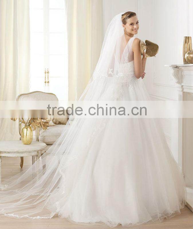 2014 Gorgeous V neck Straps Lace Organza And Ruffle Wedding Dress Sash