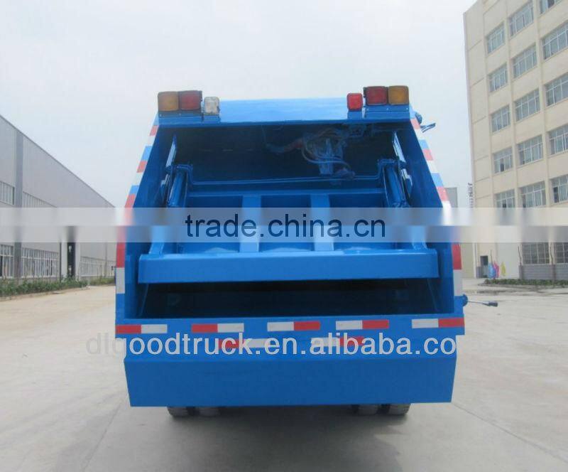 8000L Dongfeng 4x2 garbage compression truck
