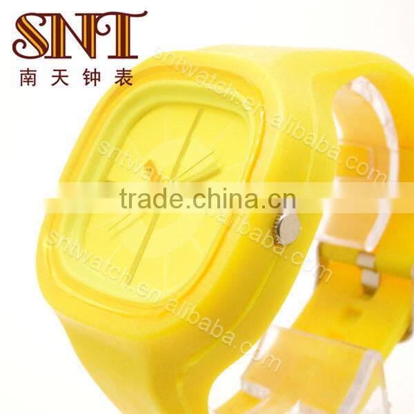 SNT-SI006A big silicone watch fashion big case silicone wristband watch