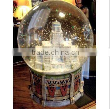 SNOW GLOBE