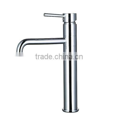Wall Mounted Bath and Shower Faucet High Quality