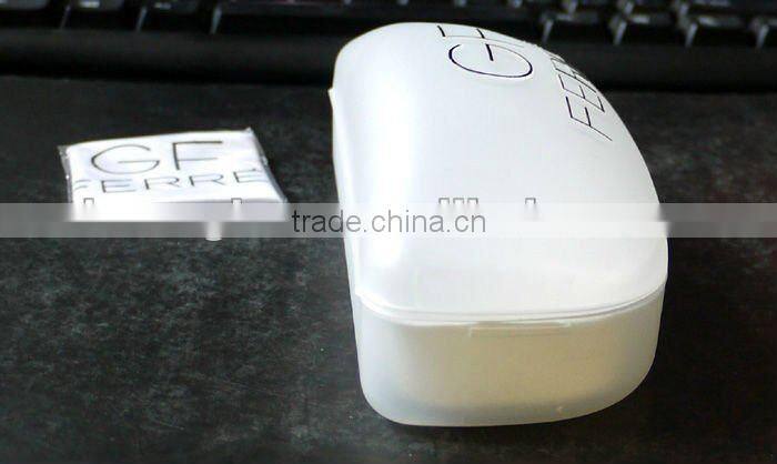 Plastic eyeglass case with logo and cloth
