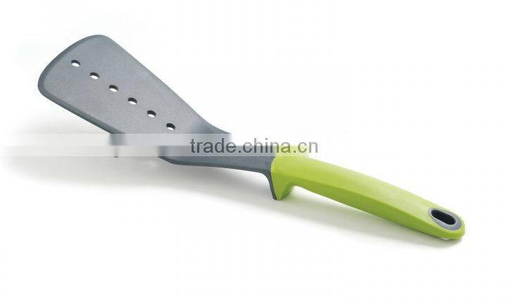 Slotted Turners of Nylon Kitchen Tools with new hanlde