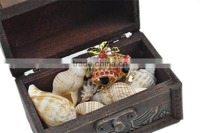 Best Christmas gift gold plated zinc alloy rhinestone epoxy small bell brooch