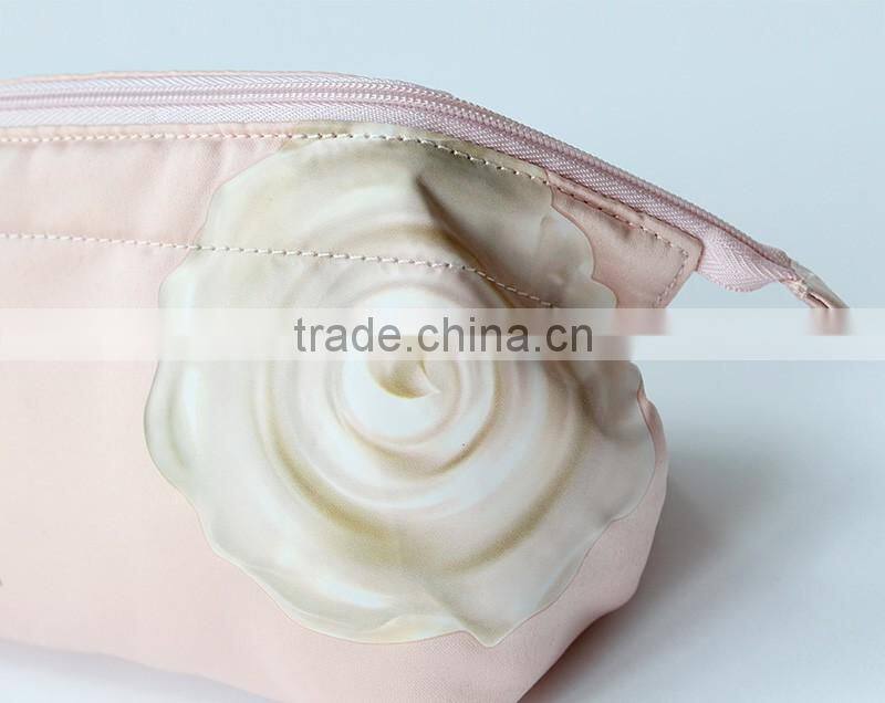 Personalized Silk Cosmetic Bags With Lady Bowknow Since 1997