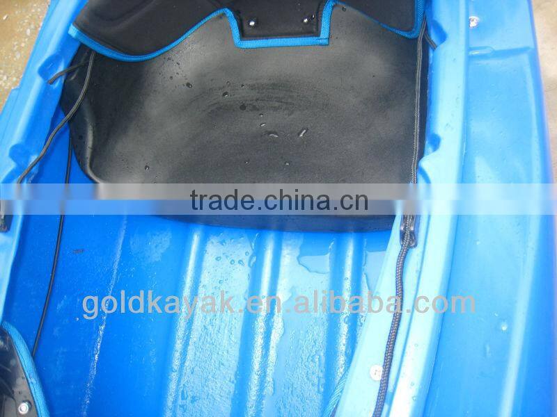 LLDPE one person sit in fishing kayak