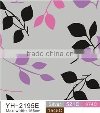 YH-2198Embossed tablecloth with non-woven/fannel backing (golden/silver grounding)