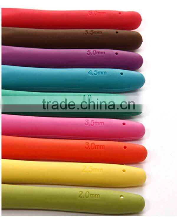 Amazon Hot Sale Aluminum Crochet hook , Soft handle crochet hook set