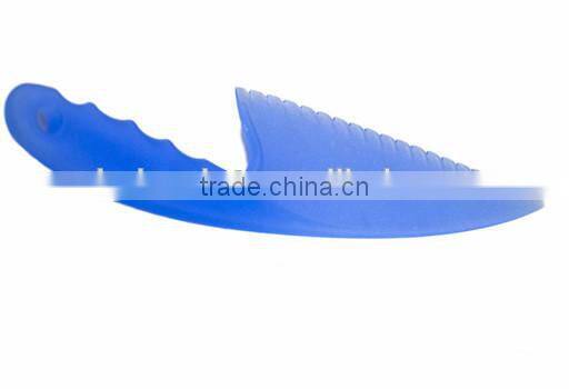 Creative PP plastic cake knife & Safety of cake knife