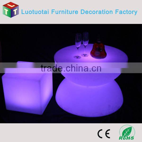 RGBW color change remote control Illuminated commercial led furniture /led bar table