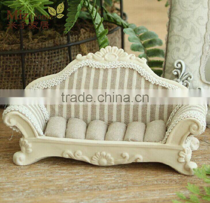 European unique sofa resin jewelry ring display