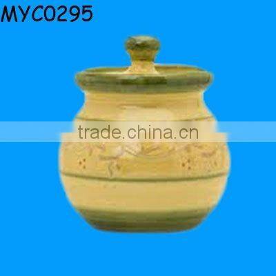 Kitchen decoration white ceramic onion storage pot