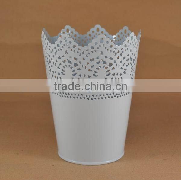 Garden metal flower pot