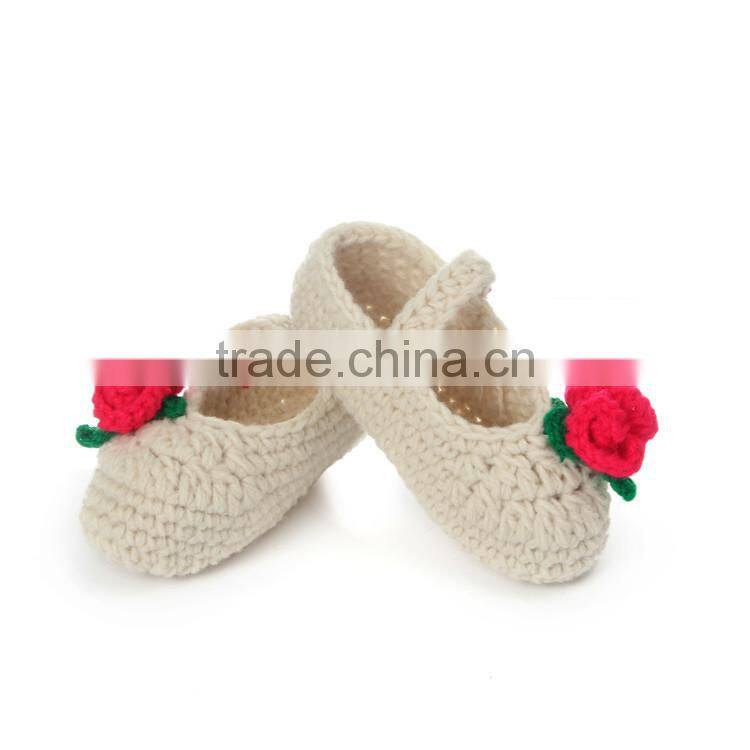 Flower Button Style Free Pattern Crochet Baby Girls Shoes