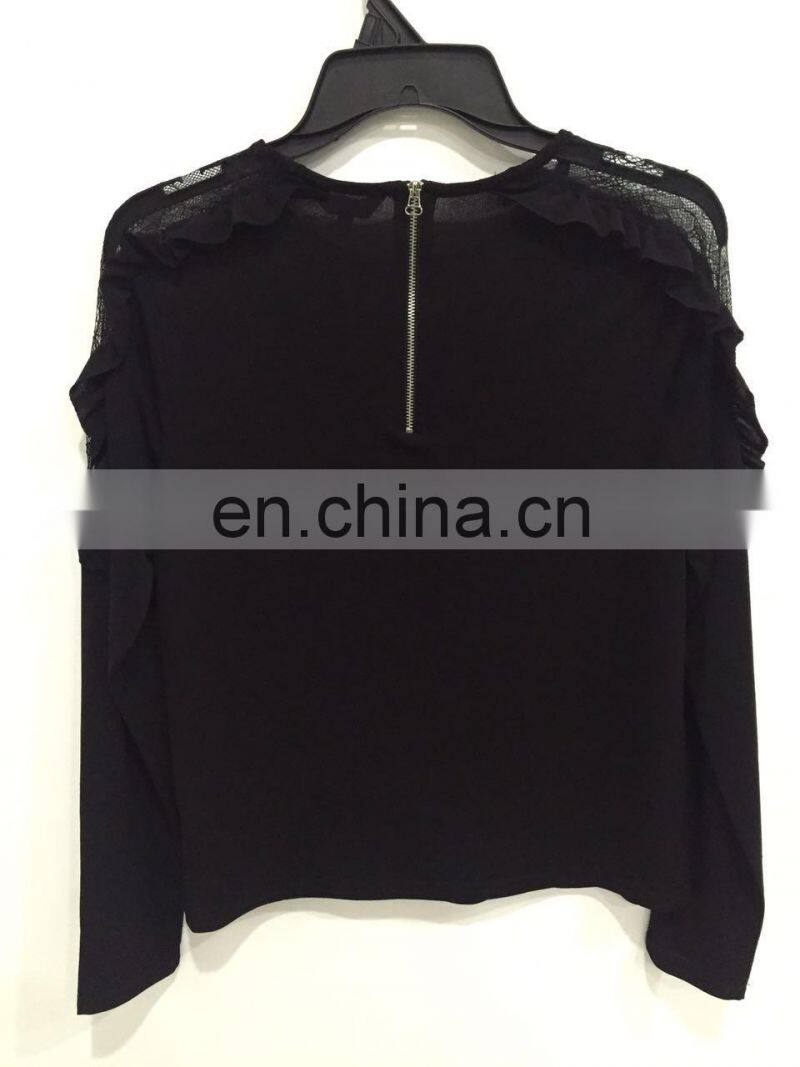 The shoulder lace stitching long-sleeved blouse