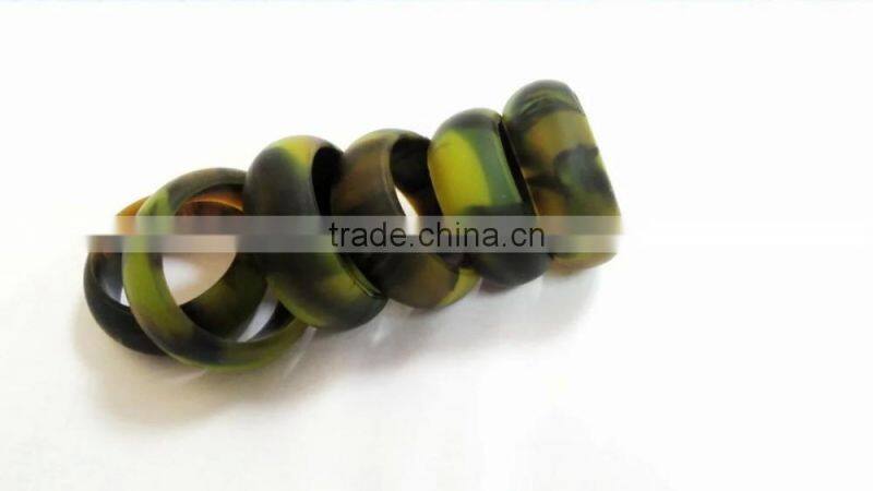 new model beautiful customized promotion silicone wedding ring for sale