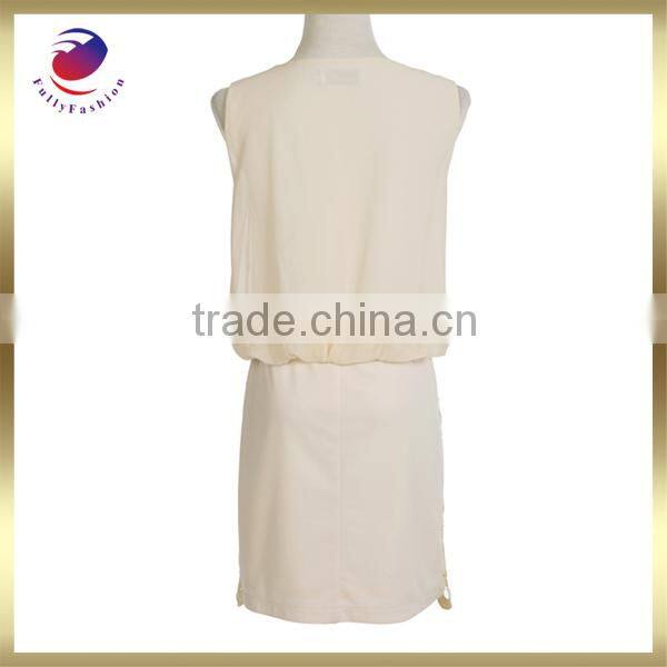 Sleeveless chiffon dress for ladies